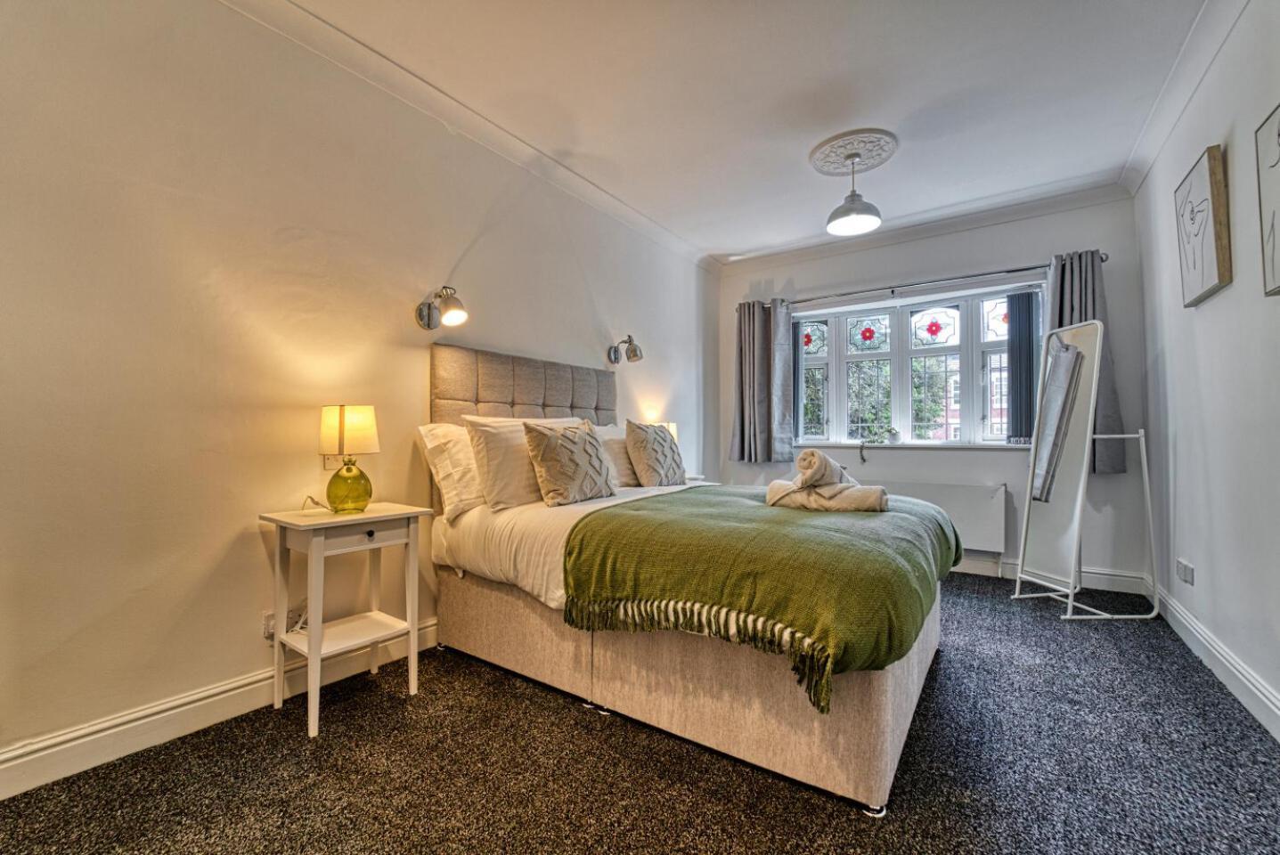 Host & Stay - Chester House Retreat Kidderminster Buitenkant foto